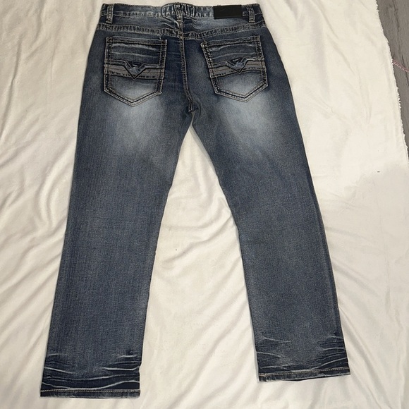 Blue Relaxed Fit Jeans with Vintage Wash - Picture 4 of 7